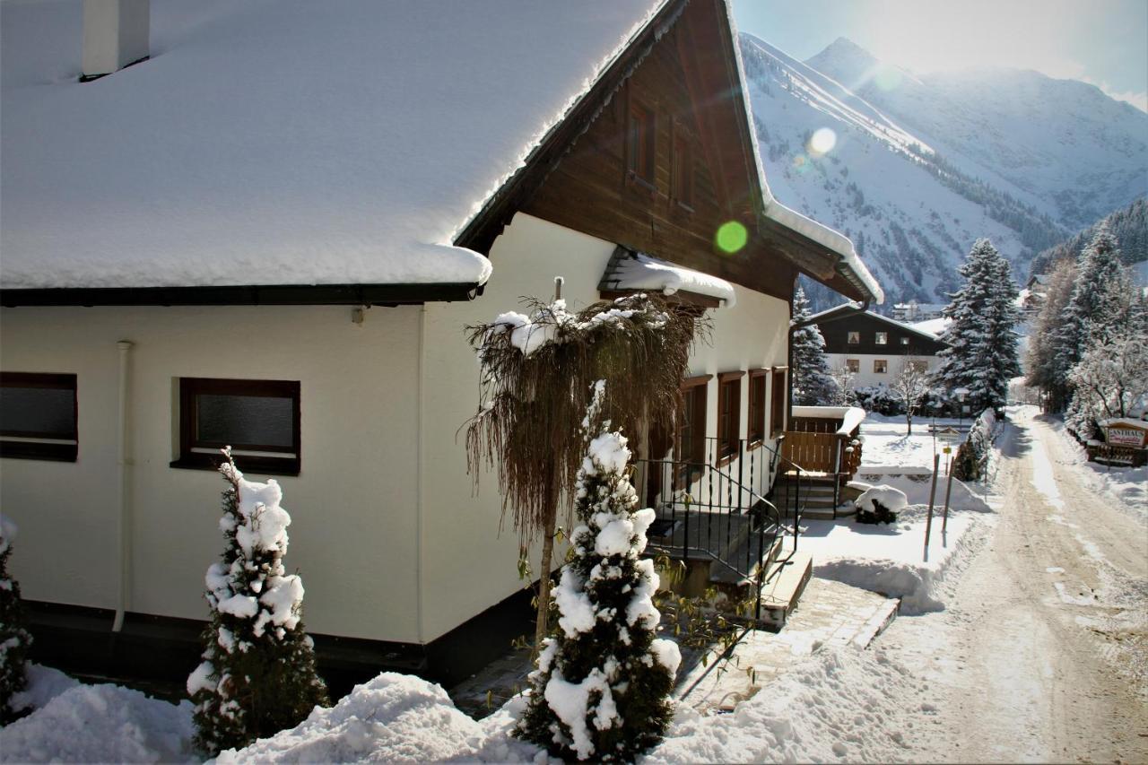 Ferienwohnung Alpin Haus Berwang Exterior foto